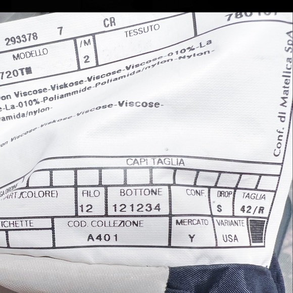 Vintage Armani Blazer - 42R - Navy Pinstripe - Men’s Vintage Armani Collezioni - Picture 3 of 11